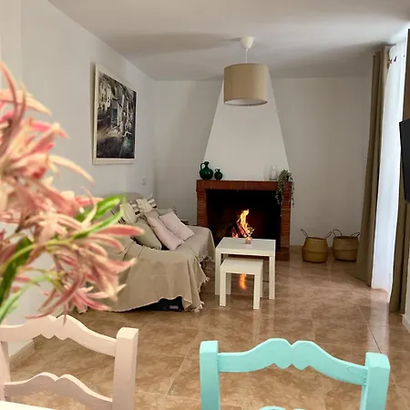 Casa Maria La Romana Torres  Zewnętrze zdjęcie